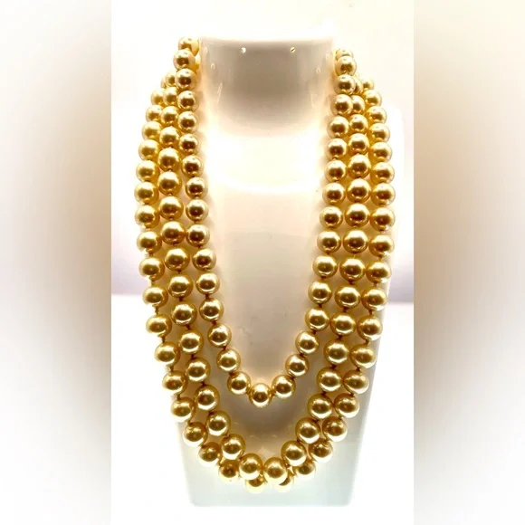 Vintage Multistrand Large Glass Cream Colored Pearls Graduating Length Gold Tone - Picture 1 of 7